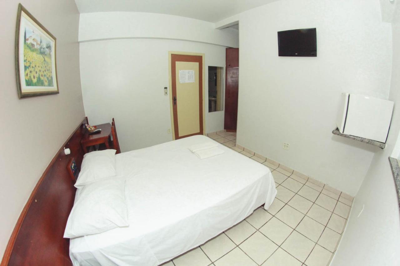 Alpha Ville Hotel Assis Kültér fotó