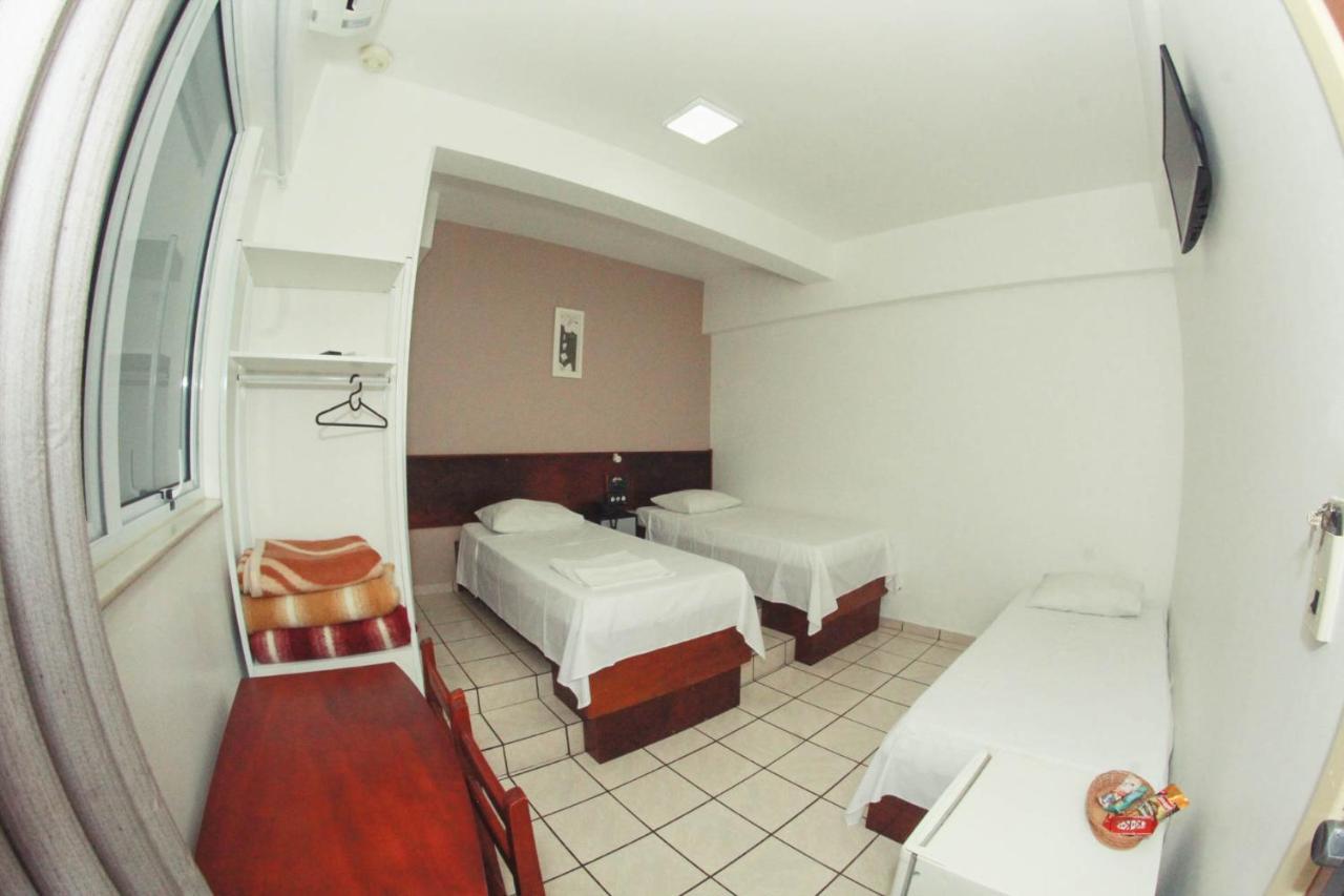 Alpha Ville Hotel Assis Kültér fotó