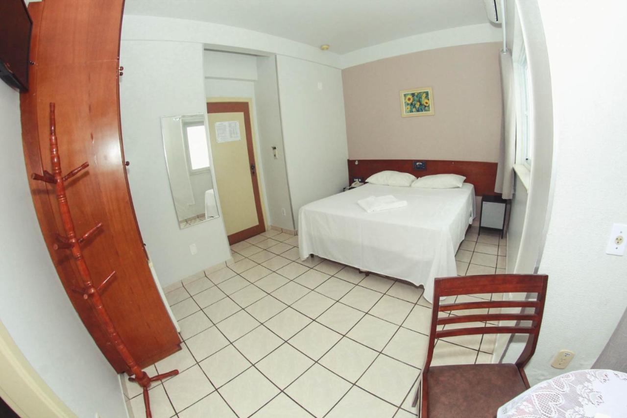Alpha Ville Hotel Assis Kültér fotó